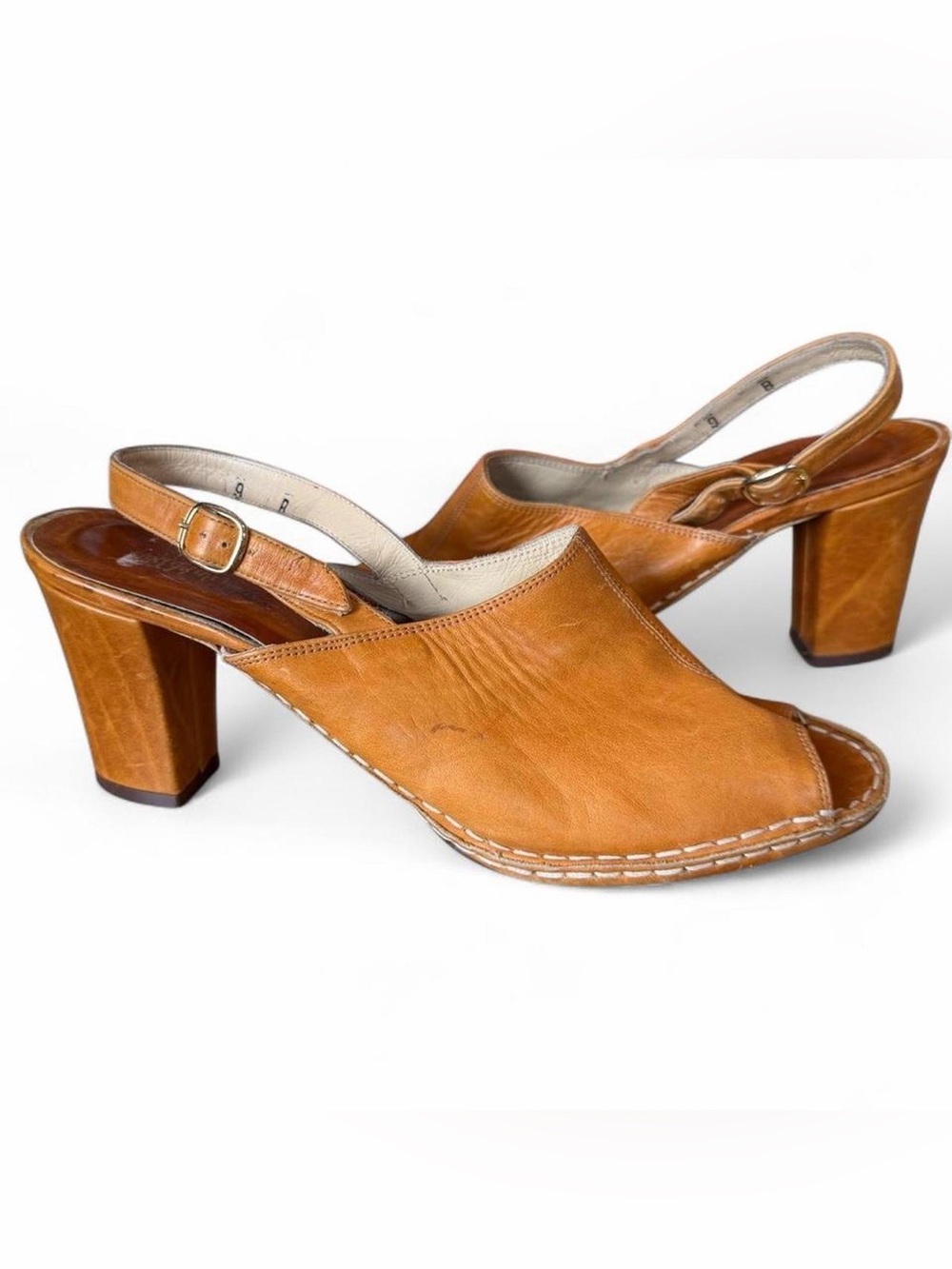 Vintage 70s Women's Tan Leather Slingback Block Heel Mules